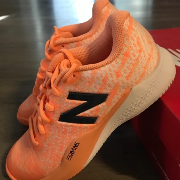 Brand new New Balance tennis shoes - Picture 3 of 6